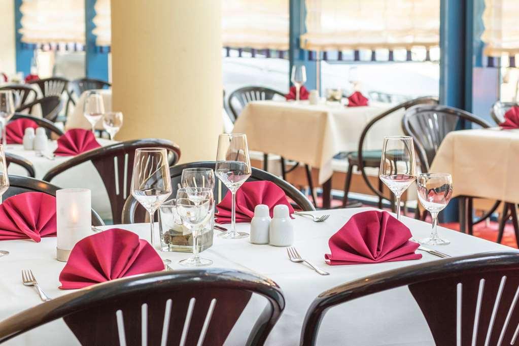 Intercityhotel Schwerin Шверин Ресторант снимка